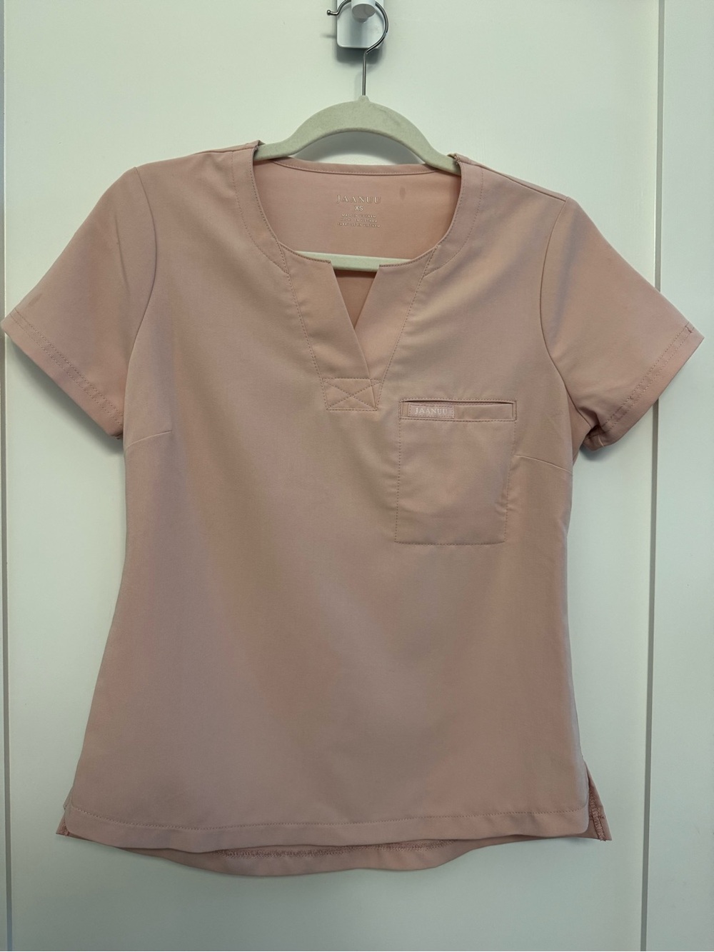 Jaanuu Scrubs- Pink XS